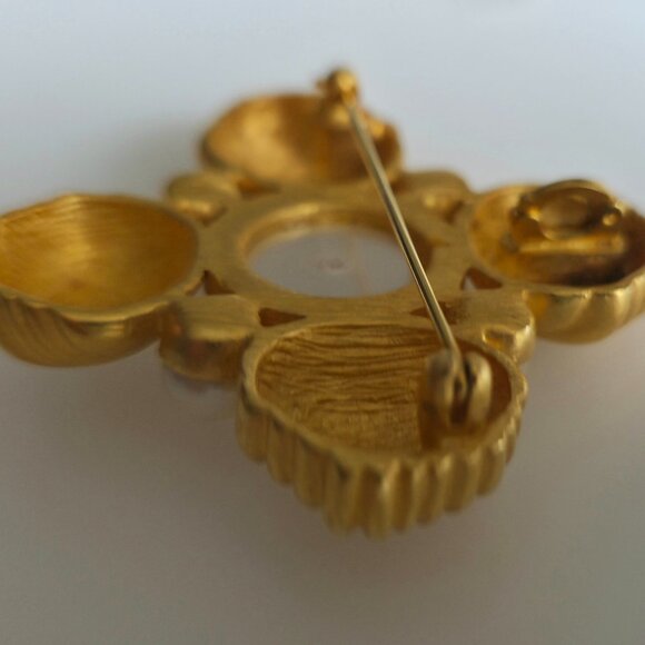 Vintage GIVENCHY Signed Faux Pearl Maltese Cross Pendant Brooch - Picture 4 of 9